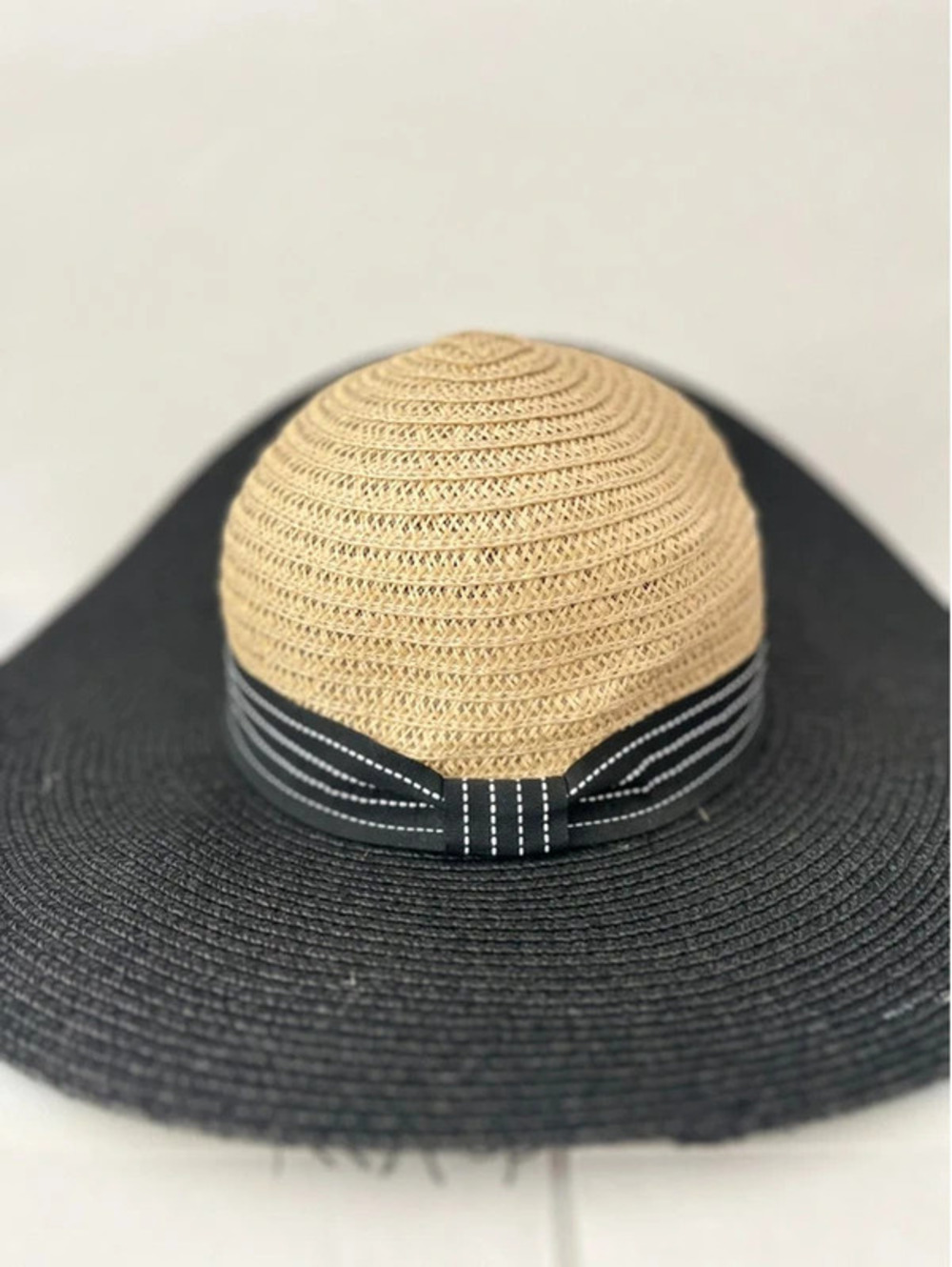 Magid hats Vera Women’s Midnight Straw Hat Beach Sun Floppy Hat black beige